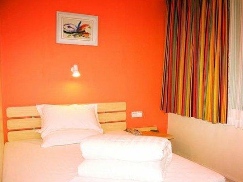 7Days Inn Ji'Nan Railway Station North Square 济南 外观 照片